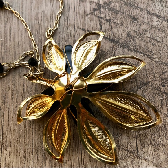 Crystal Flower Necklace, Gold & Onyx, Layered Chain, Healing Crystal, Wicca - Picture 4 of 5